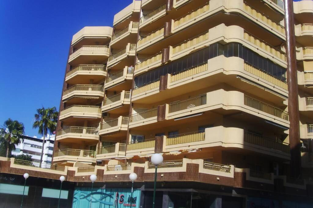 Fuengirola , Beach, Centre ,Balcony With Seaview, For 4 Persons Apartment Exterior photo